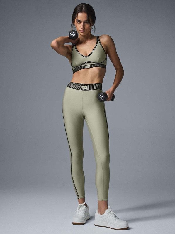 ACTIVEWEAR